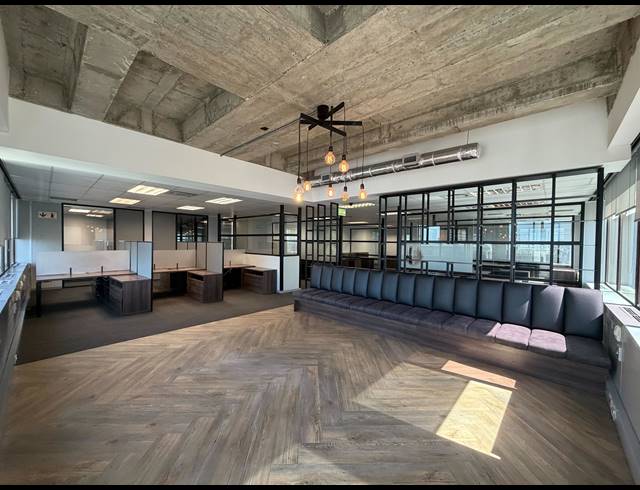 798.90M² BUILDING TO LET IN CAPE TOWN CITY CENTRE